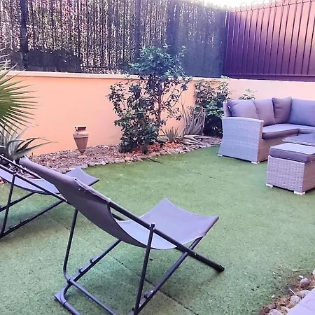 Urban Garden Hideaway Palm-mar