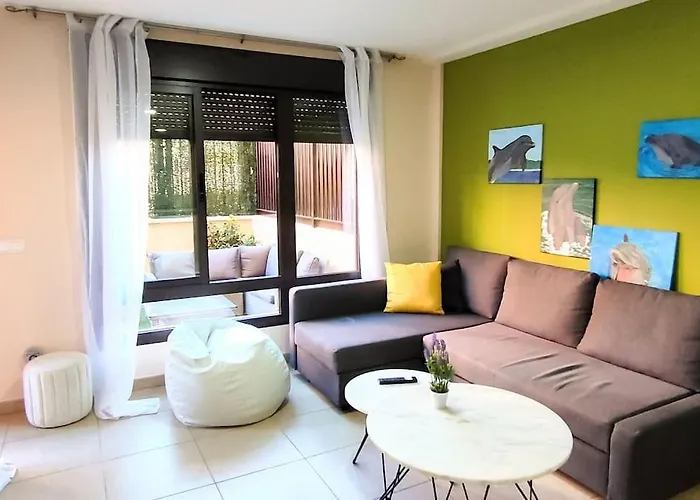 Апартаменты Urban Garden Hideaway Эль-Пальмар